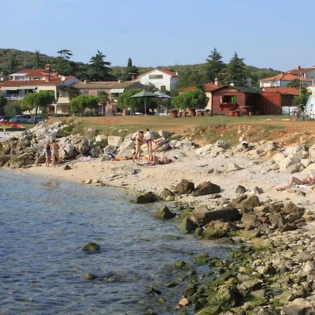 Apartment By The Sea - 19730 Rovinj